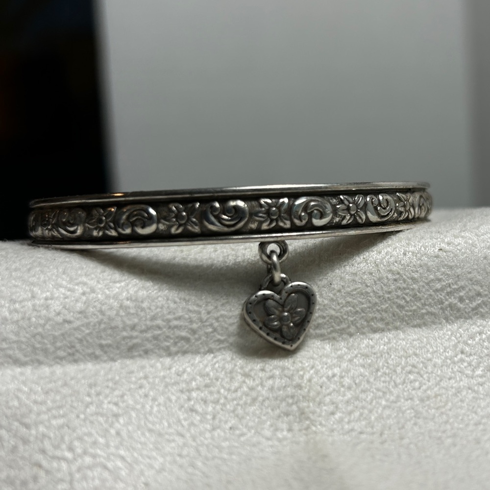 Brighton Etched Floral Bangle Bracelet with Small Heart Charm Silver Plated - Picture 7 of 13